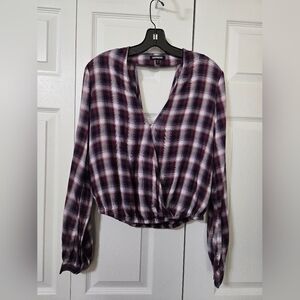 Express Plaid Deep V-Neck Top, Lightweight Fabric, Long Sleeves, Size Small, EUC